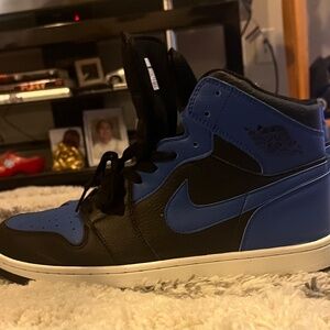 Brand new Nike Air Jordan 1 Retro High Top OH men's basketball shoes 9.5 US